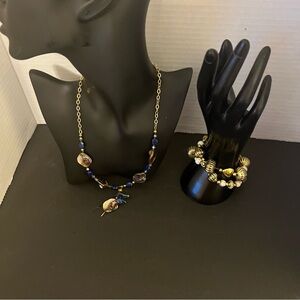 Good preowned vintage condition to bracelets and a necklace